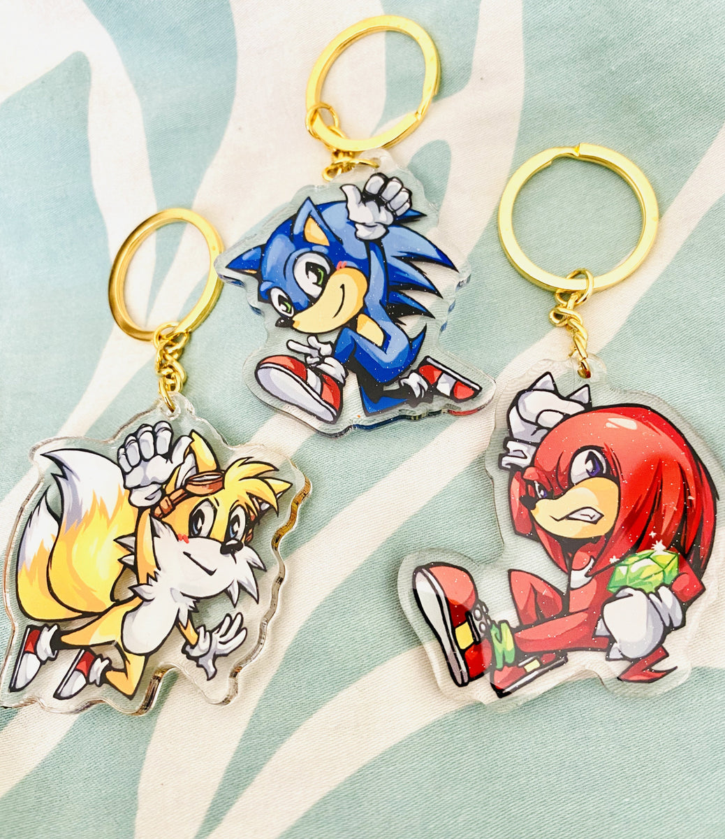 Sonic Inspired Tails Keyring/Keychain. Gorgeous little gift can be  personalised.